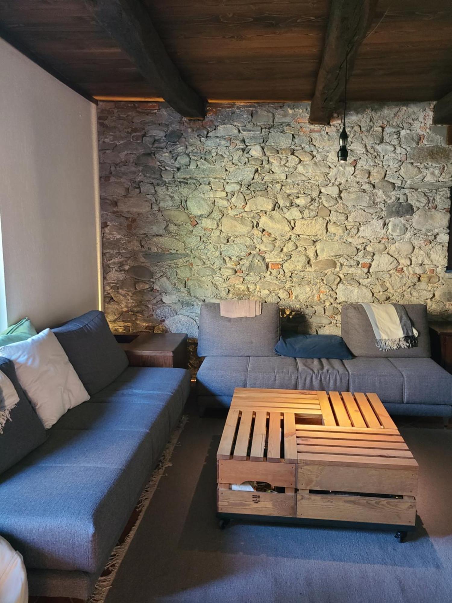 Robin'S Nest Hotell Paruzzaro Exteriör bild