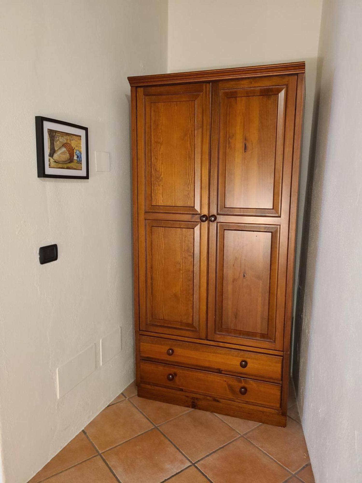 Robin'S Nest Hotell Paruzzaro Rum bild